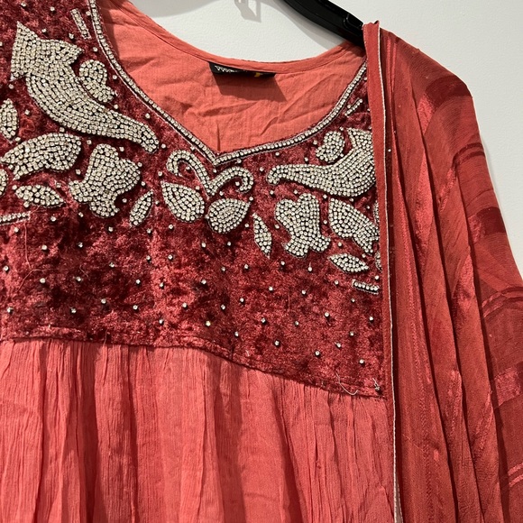 Indian Pakistani Embroidery Anarkali salwar Kameez suit with dupatta - Picture 2 of 5